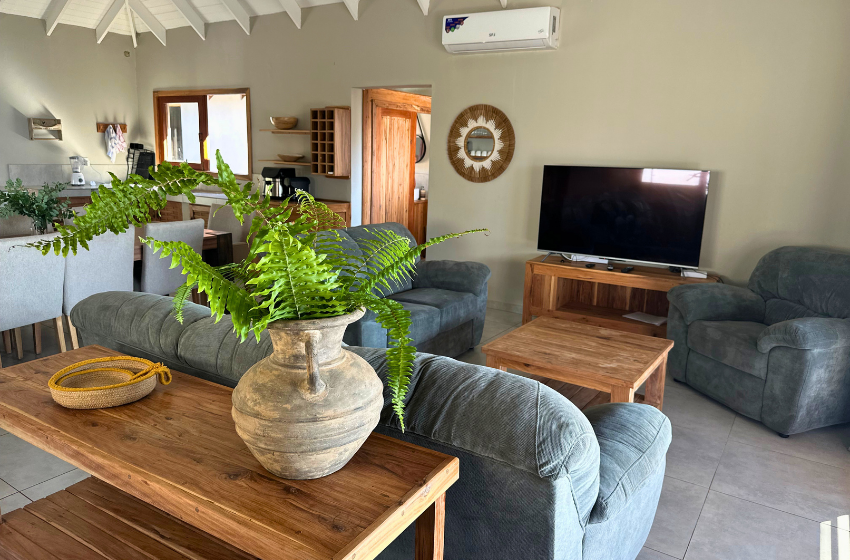 TV lounge Makana 3A Ponta Mamoli