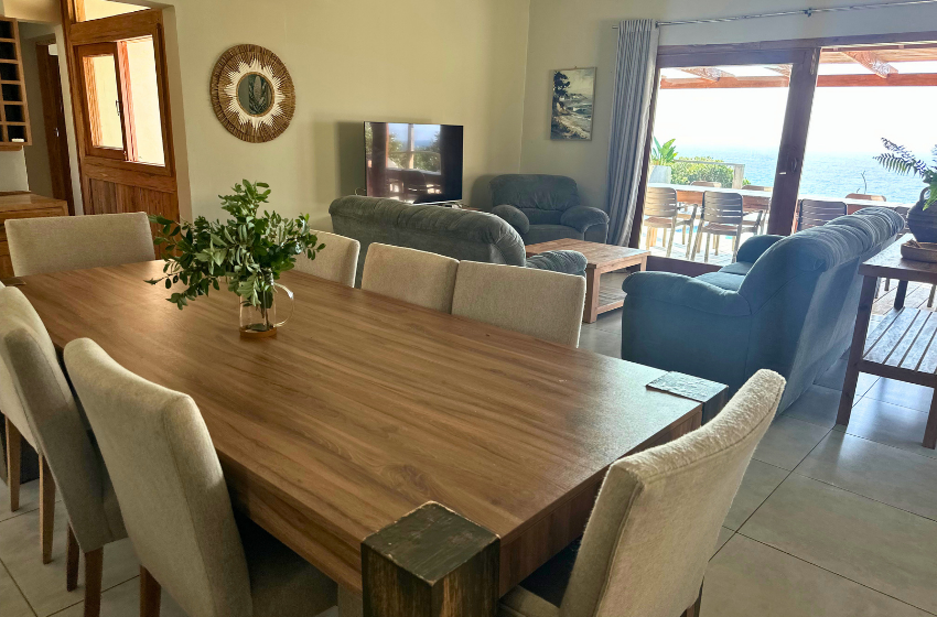 Interior dining table Makana 3A Ponta Mamoli