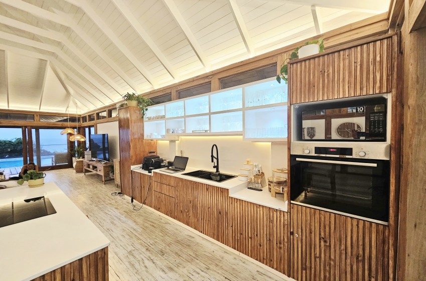 Kitchen Aloha 28 Ponta Mamoli