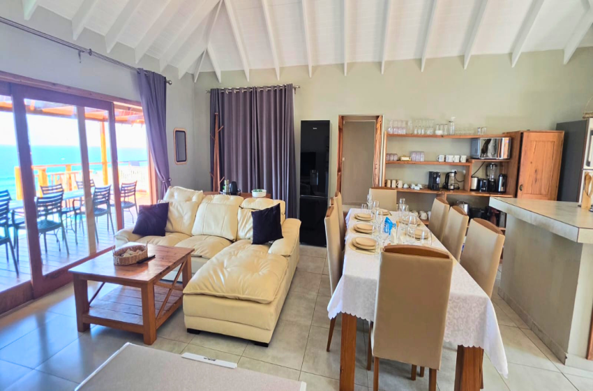 Interior living area at Makana 3B in Ponta Mamoli