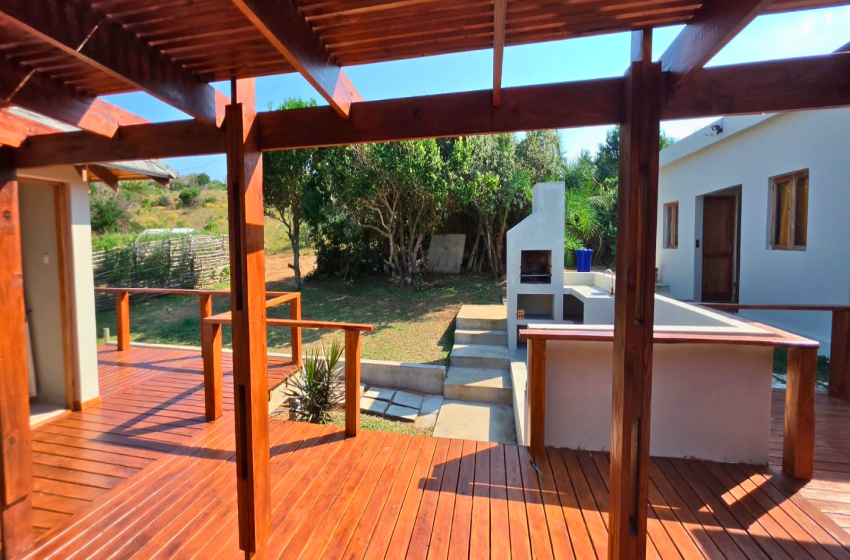 Braai area at Makana 3B in Ponta Mamoli