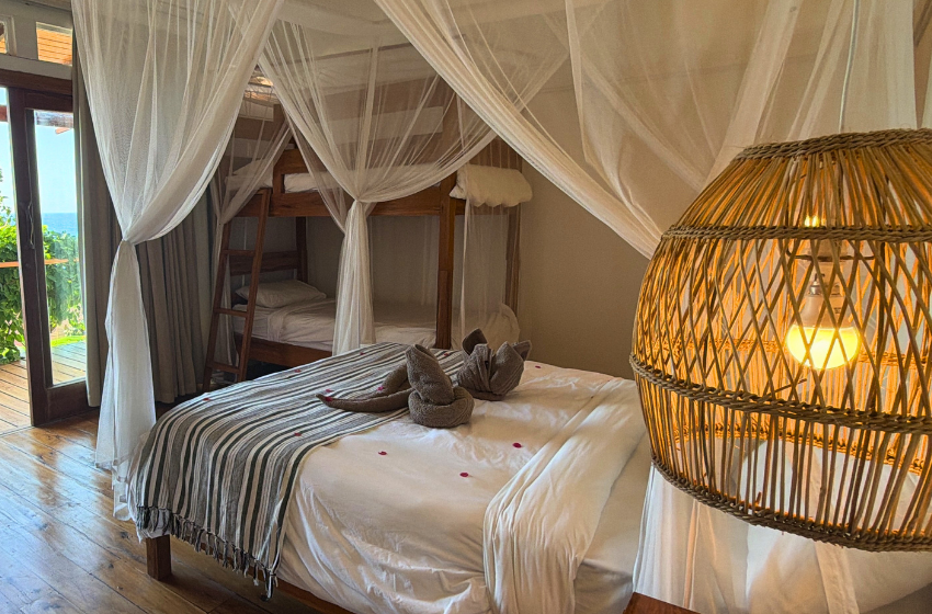 Bedroom 2 with sea views net at Aloha 29 in Ponta Mamoli