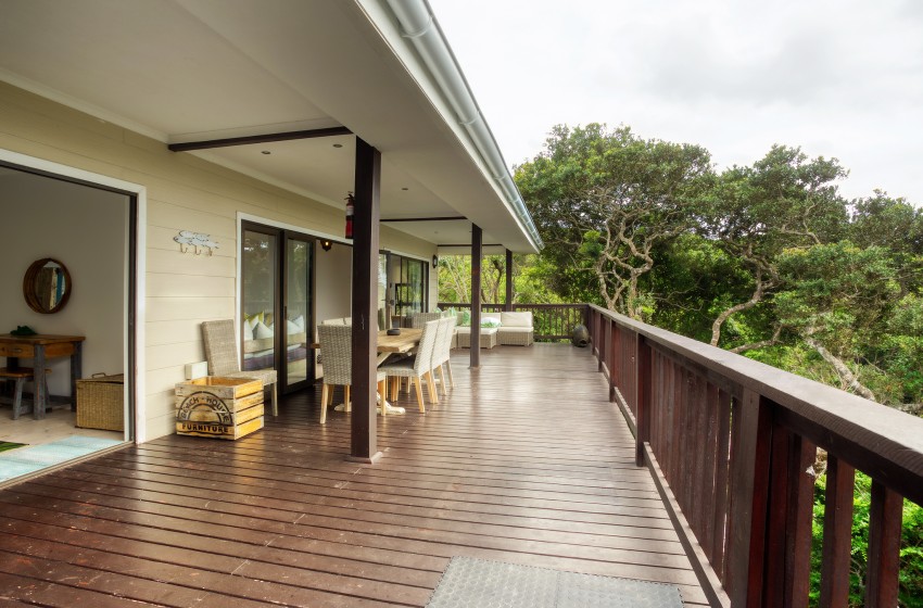 Deck  at Campismo Ninho 41 in Ponta Malongane