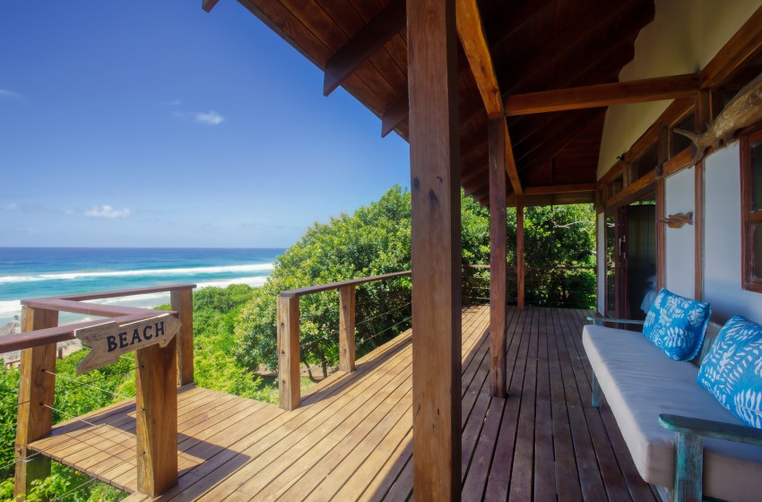 Deck with sea views at Aloha 6 in Ponta Mamoli