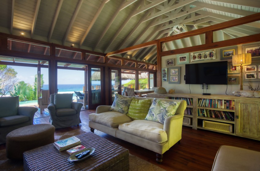 Lounge with sea view at Aloha 6 in Ponta Mamoli