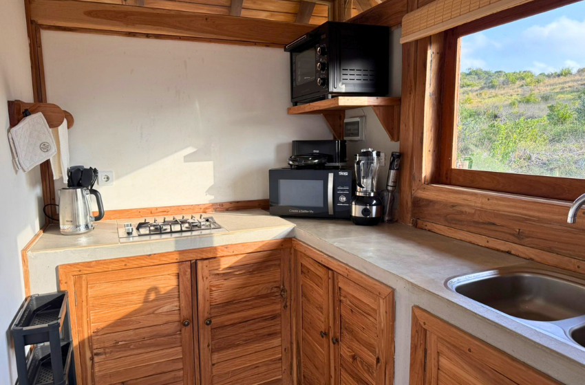Kitchen at Honey's House in Ponta Mamoli