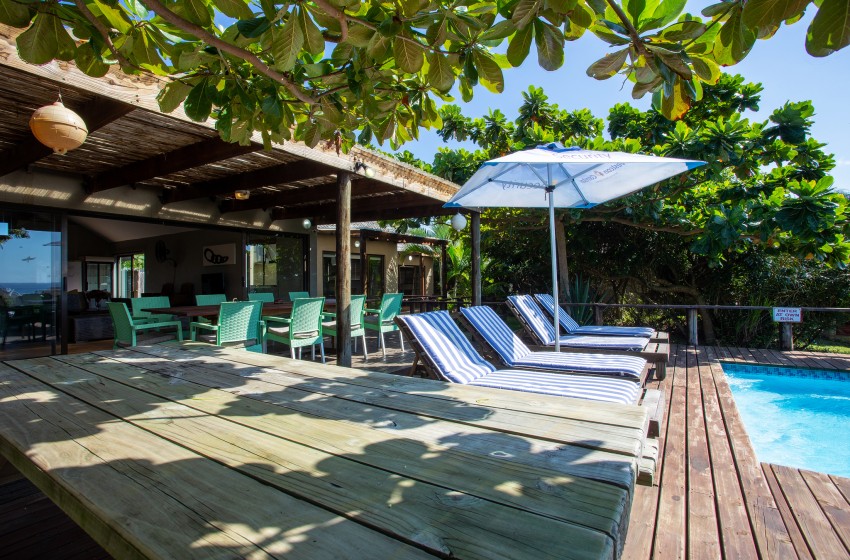 Exterior of the house at Baleia Azul 15 in Ponta Mamoli