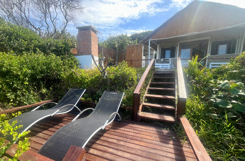 sun loungers at Baleia azul beachfront tent 8 in Ponta Mamoli