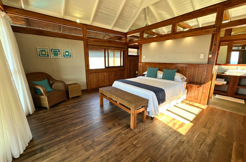 bedroom 4 with bathroom at Aloha 3 in Ponta Mamoli