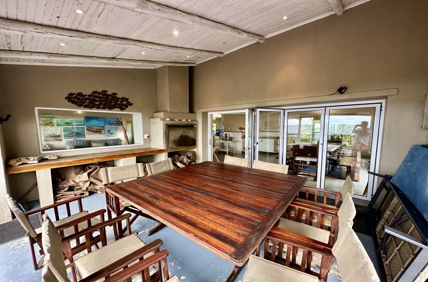 outside seating at kangela 11 in Ponta Malongane