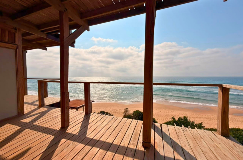 sea view from deck at Makana 7A in Ponta Mamoli