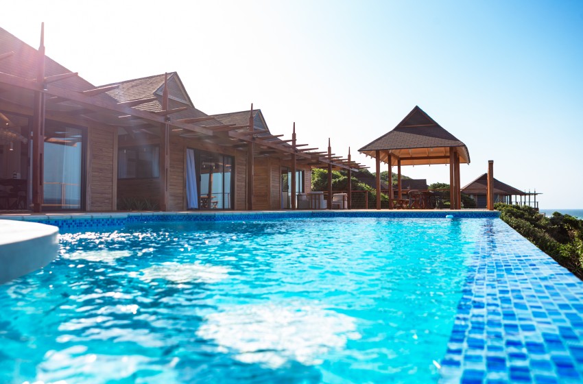 close up fo the pool at Aloha 8 in Ponta Mamoli